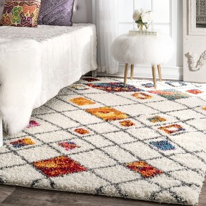 Nuloom Margaretta Shaggy Indoor Area Rug - 1 of 2