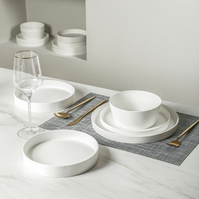 Matte White Porcelain 16-Piece Round Dinnerware Set