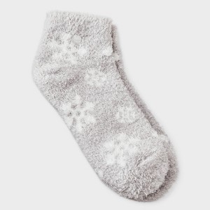 Women's Snowflake Cozy Low Cut Socks - Auden™ 4-10 - 1 of 3