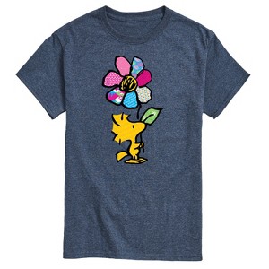 Men's - Peanuts - Woodstock With Flower And Pattern Short Sleeve Graphic T-Shirt - 1 of 4