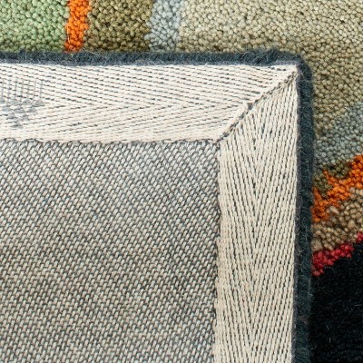 Soho 2' x 3' Black and Multicolor Wool Round Tufted Rug