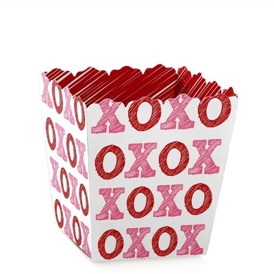 WAY TO CELEBRATE!Valentine's Day XOXO Hearts Gift Box