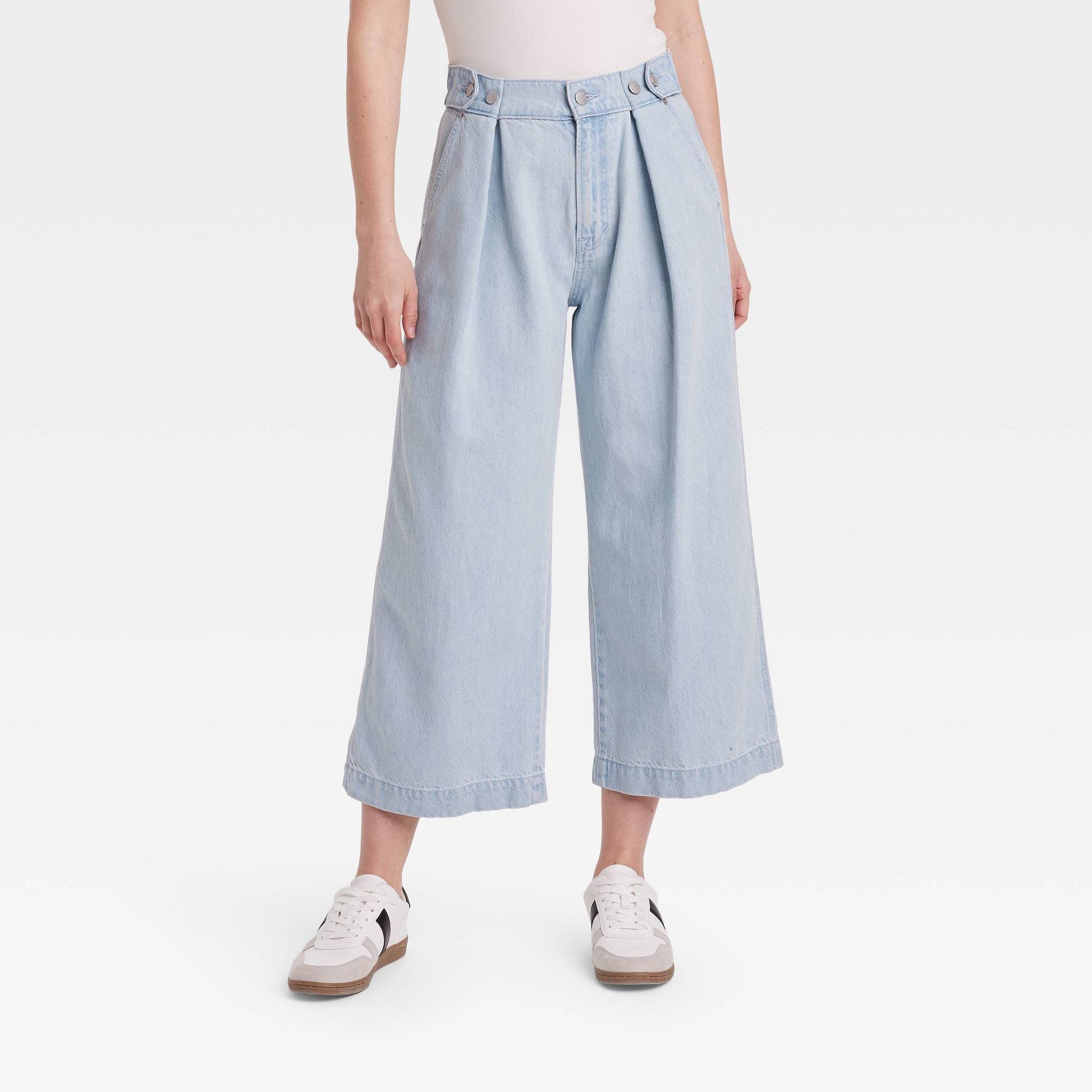 Women's High-Rise Cropped Two Way Denim Trousers - Universal Thread™