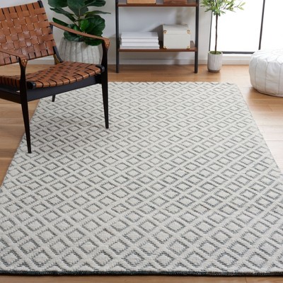 Hand-Knotted Ivory and Green Wool Rectangular Area Rug, 4' x 6'