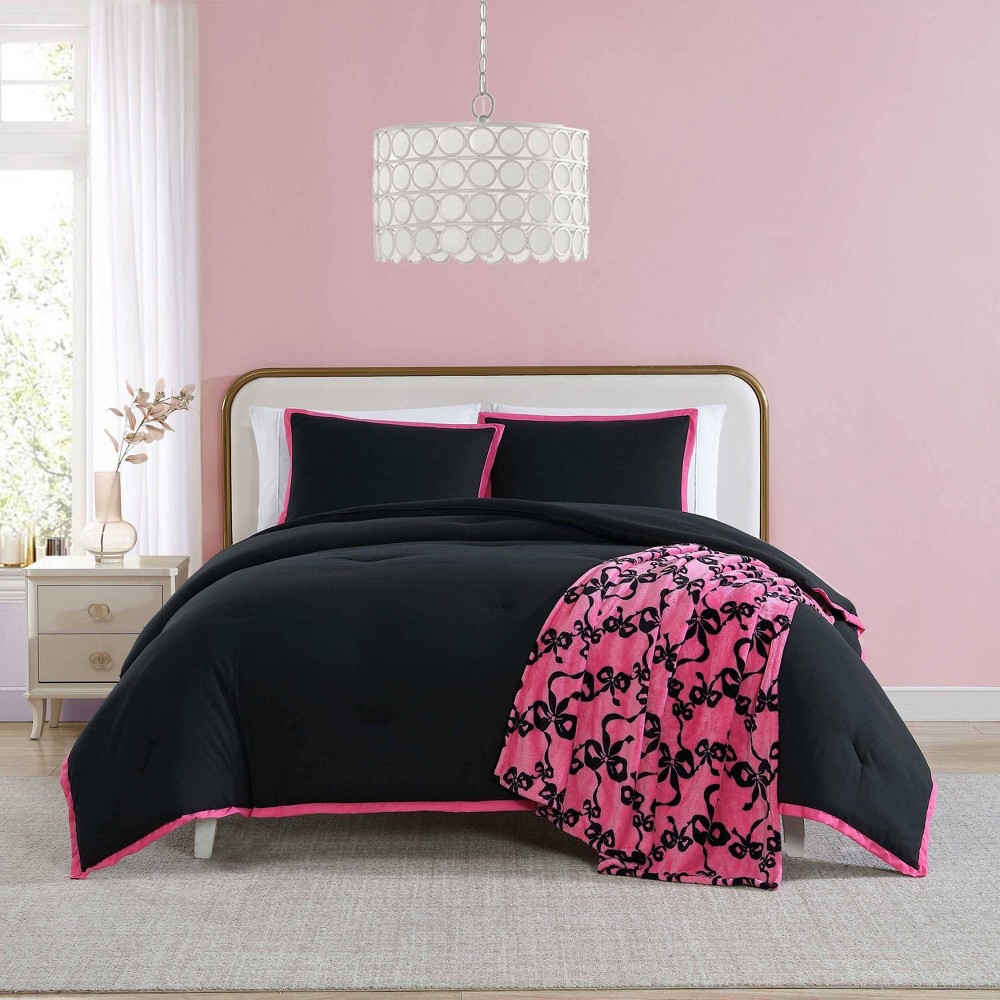 Photos - Bed Linen Betseyville Johnson Signature Hotel Solid Black King 4pc Comforter Sham Bonus Set