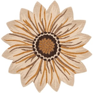 Novelty NOV102 Hand Tufted Area Rug  - Safavieh - 1 of 3