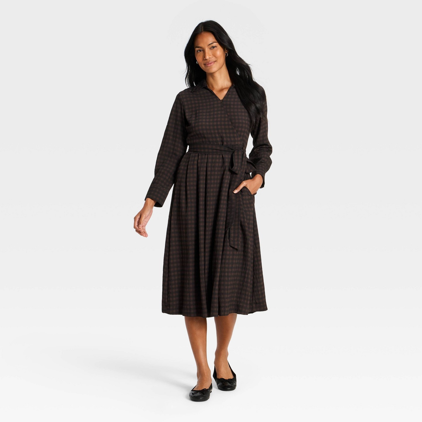 Женское платье A New Day Long Sleeve Tie-Waist Midi, цвет: Коричневый — фото 1