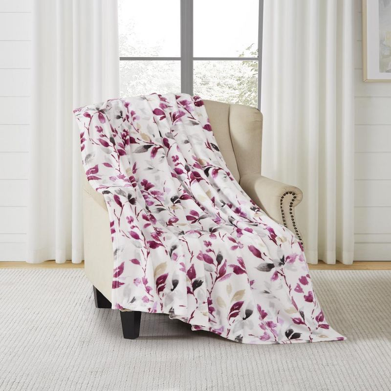 RT Designer's Collection Leaves Printed Premium Flannel Throw Blanket 50" x 60" Multicolor, 2 of 5