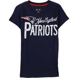NFL Womens New England Patriots Graphic T-Shirt - 1 of 2