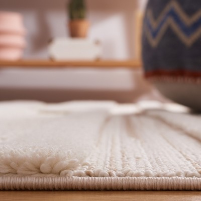 Bohemian Ivory Geometric Tassel Rug - 5'3" x 7'6"