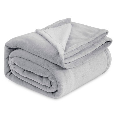 Cozy Comfort by Bedsure | Flannel Blanket Solid 260GSM Soft Fuzzy Plush Bed Blanket