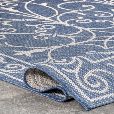 Kathleen Blue and White Synthetic 6' x 9' Rectangular Area Rug