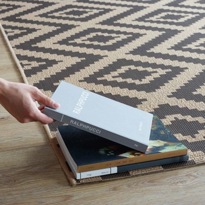Elegant Geometric Diamond Trellis 5x8 Gray Synthetic Area Rug