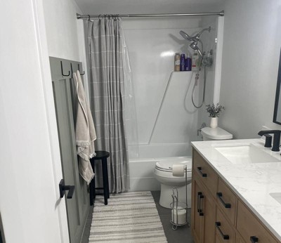 Guest review image 1 of 2, zoom in