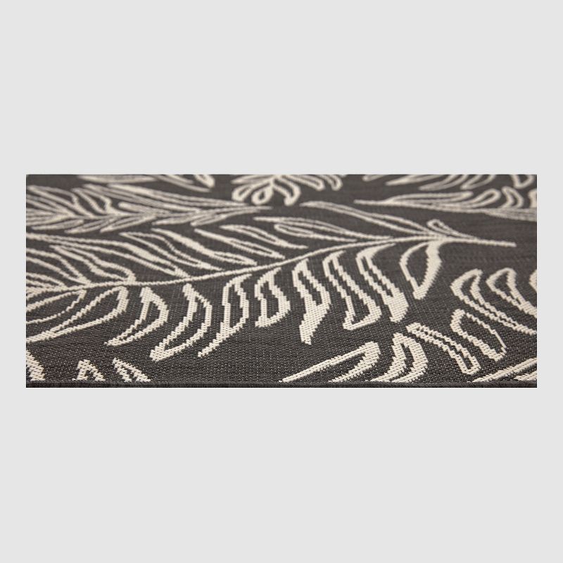9&#39;2&#34;x12&#39; Leaves Outdoor Rug Black - Threshold&#8482;, 5 of 6