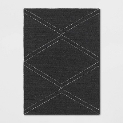 2'3x7'5 Outdoor Rug-Black/Tan Diamonds