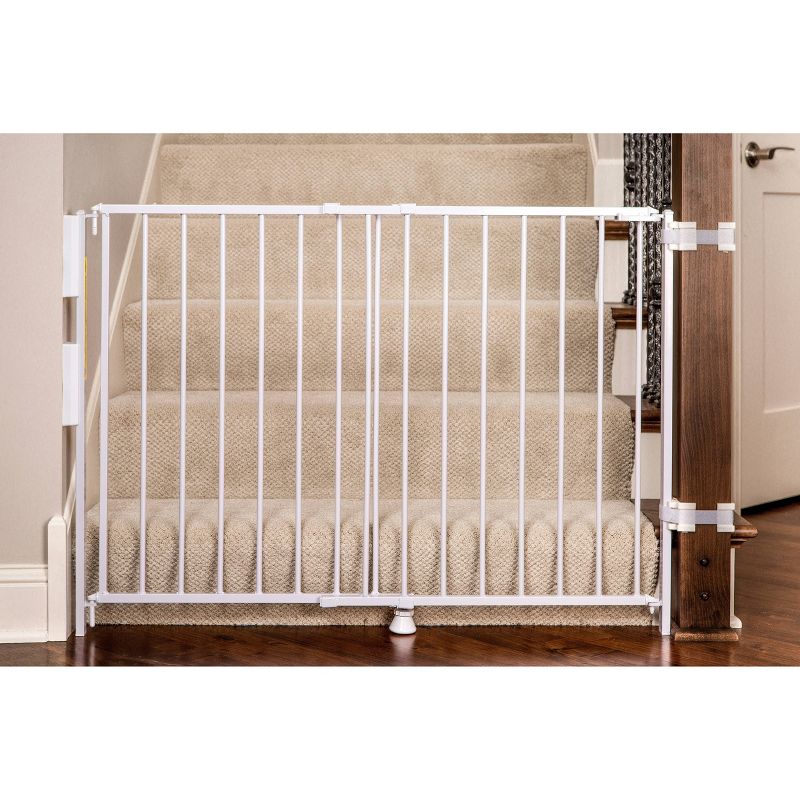 Regalo Top Of Stairs Metal Baby Gate, 3 of 5