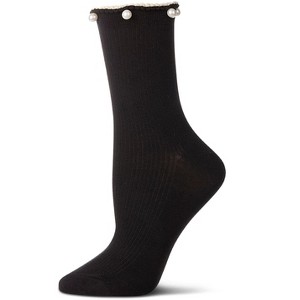 Memoi Women's Cotton Rich Faux Pearl Trimmed Lettuce Edge Ankle Sock - 1 of 4