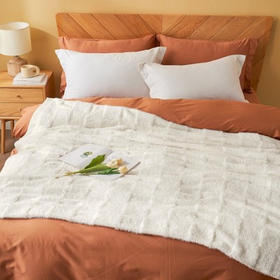 Snuggle Sac Faux Fur Checkered Throw Blanket, Fluffy Feather Yarn Blend Bedding Blankets for Couch or Bed