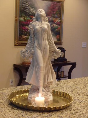 Design Toscano Flora: Divine Patroness Of Gardens Statue : Target