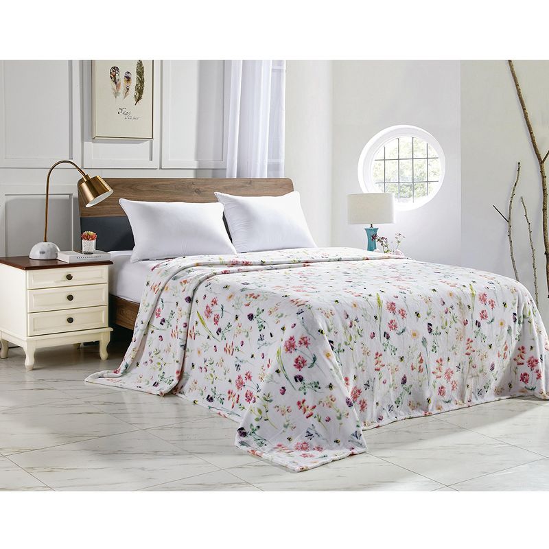Plazatex Luxurious Ultra Soft Lightweight Bloom Printed Bed Blanket White/Floral, 1 of 4