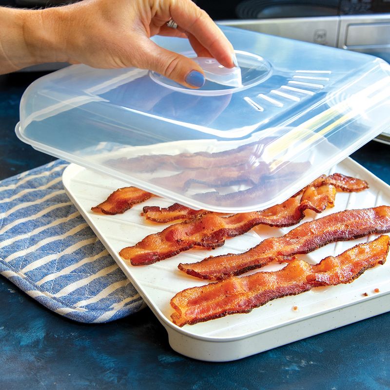 Nordic Ware Microwave Slanted Bacon Tray With Lid, 5 of 9