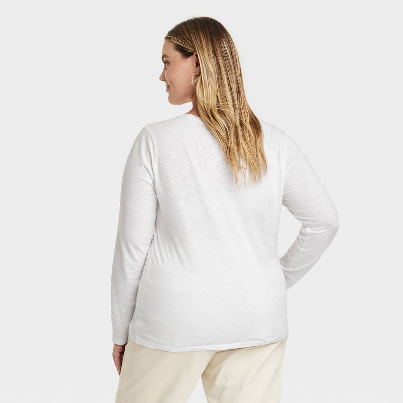 Women's Slim Fit Long Sleeve T-Shirt - Universal Thread™, 2 of 6