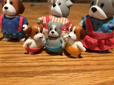 Li'l Woodzeez Houndsley Beagle Family Miniature Animal Figurine Set : Target