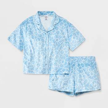 Girls' Short Sleeve Button Up Pajama Set - art class™
