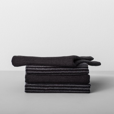 black towels