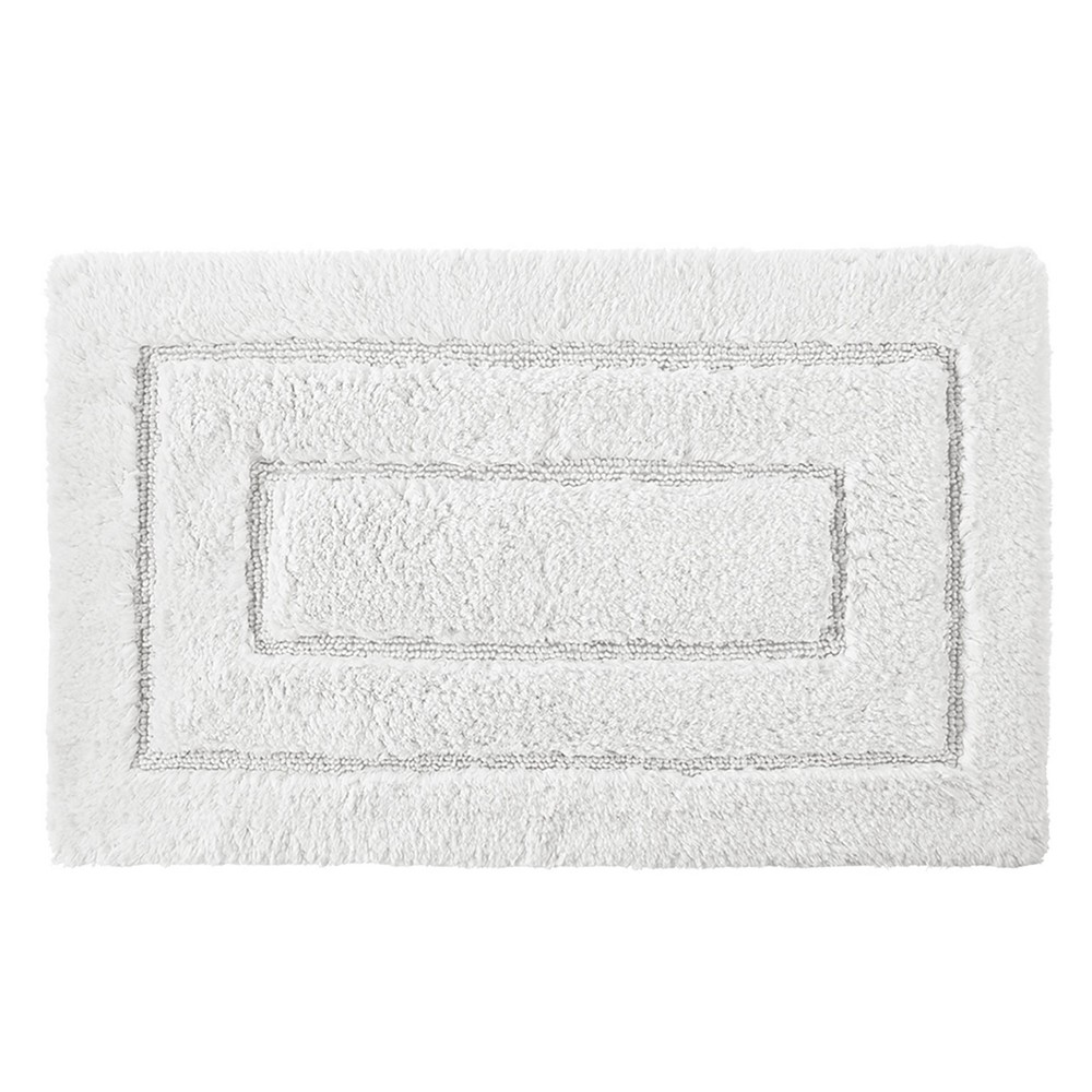 20inx32in Signature Bath Rug White - Cassadecor