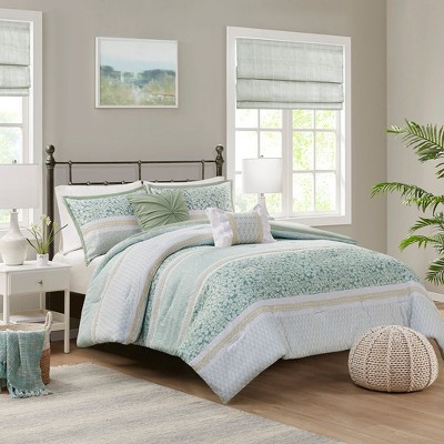 Sapphtopaz Comforter Set Farmhouse Style Seersucker Floral Print Lace Embellishment Reversible Cotton Quilt Set