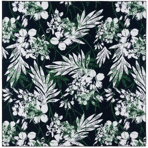 Malibu MBU825  Machine Washable Skid-Resistant Power Loomed Indoor Rugs - Safavieh - 1 of 4