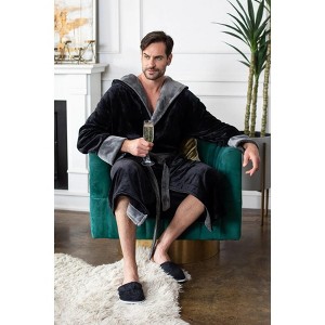 Lotus Linen Men’s Robe with Hood – Ultra-Soft Plush Comfort for Everyday Use - 1 of 4