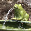 Sunnydaze Outdoor Solar Powered Ceramic Spitting Frog Water Fountain with Submersible Pump - 7" - Green - image 4 of 4