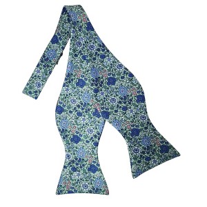 Men's Floral Printed 2.75" x 4.75" Adjustable 16" - 21" Self-Tie Bow Tie - 1 of 4