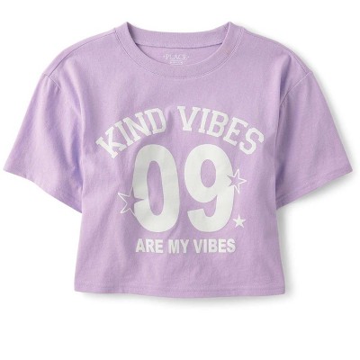 The Children's Place Girls Short Sleeve Kind Vibes Relaxed Cropped Graphic Tee Purple M (7/8) — фото 2
