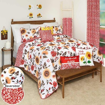 The Lakeside Collection Jacobean Sunflower Quilt Ensemble - Full/Queen Quilt