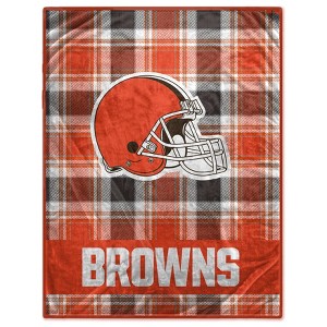NFL Cleveland Browns Plaid Oversized Ultra Cozy Throw Blanket - 1 of 3