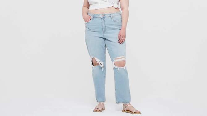 Women's High-Rise 90's Vintage Straight Jeans - Universal Thread™ , 5 of 13, play video