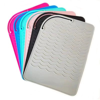 Paaaawaters Portable Silicone Heat Resistant Mat Hair Straightener Curler Insulation Pad Non-Slip Anti Heat Mat Hair Styling Tool For Travel