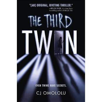 The Third Twin (Reprint) - by Cj Omololu (Paperback)