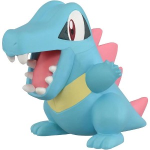 Takara Tomy Pokemon Moncolle Totodile Figure : Target
