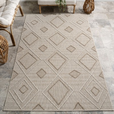Aviana Beige Geometric Polypropylene Indoor/Outdoor Area Rug, 4' x 6'