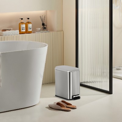 1.3 Gallon Stainless Steel Soft-Close Trash Can Set