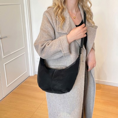 Сумки Alilang Soft Faux Leather Crescent Shoulder Bag Adjustable Strap Slouchy Everyday Crossbody Purse, Classic Black — фото 3