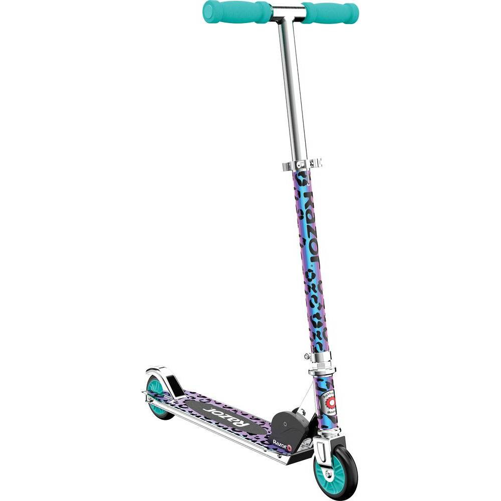 Razor A 2 Wheel Scooter - Leopard