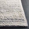 Vermont VRM228 Table Tufted Indoor Rugs - Safavieh - 3 of 4