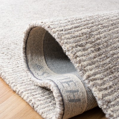 Hand-loomed Gray Wool & Viscose 6' x 9' Rectangular Area Rug