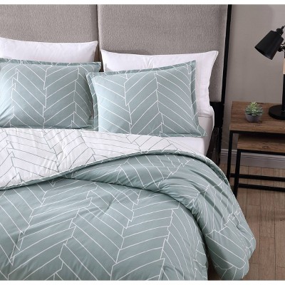 Full White and Green Cotton Reversible Bedspread Set
